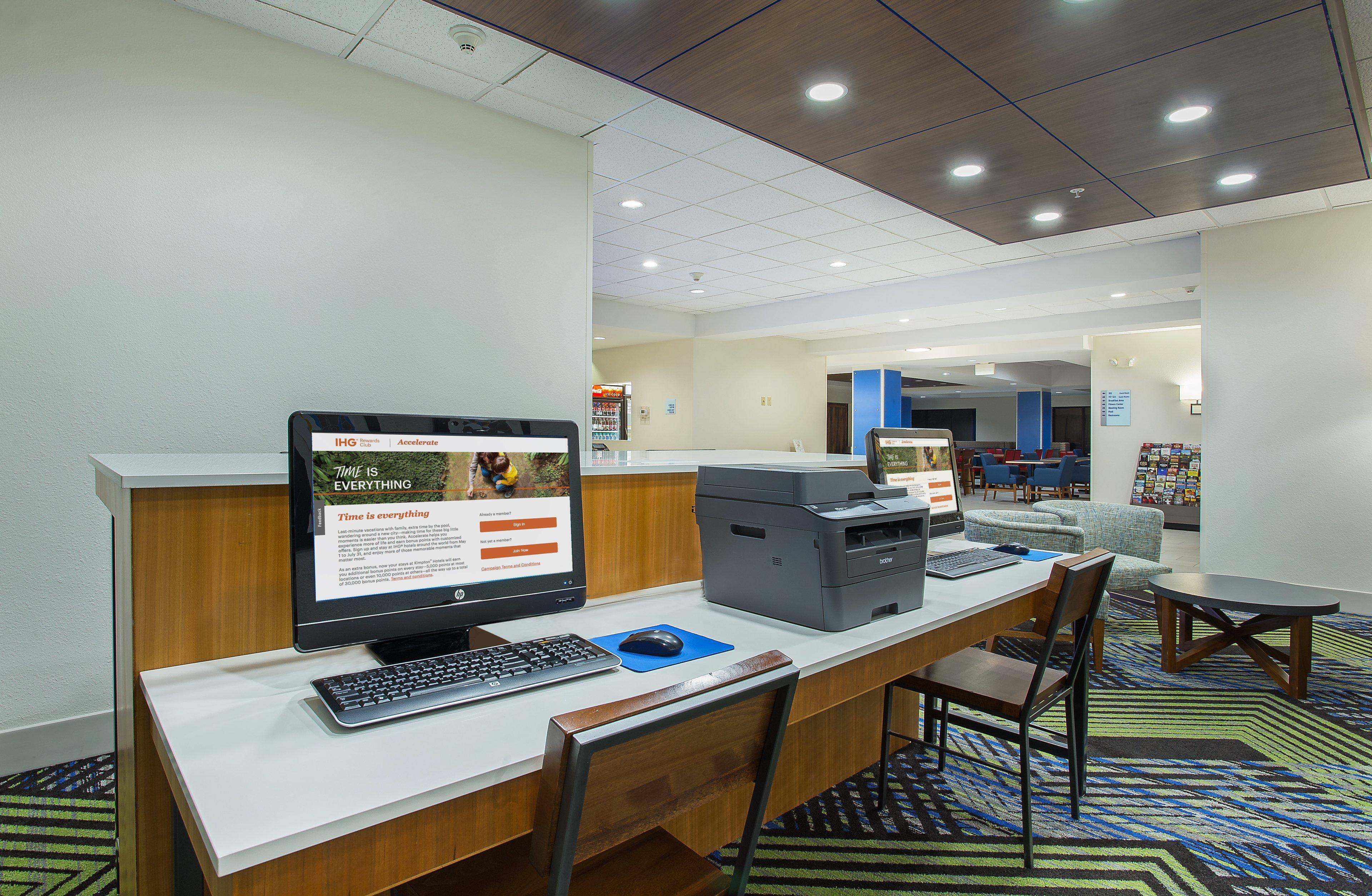 Holiday Inn Express & Suites Lebanon-Nashville Area By Ihg Bagian luar foto